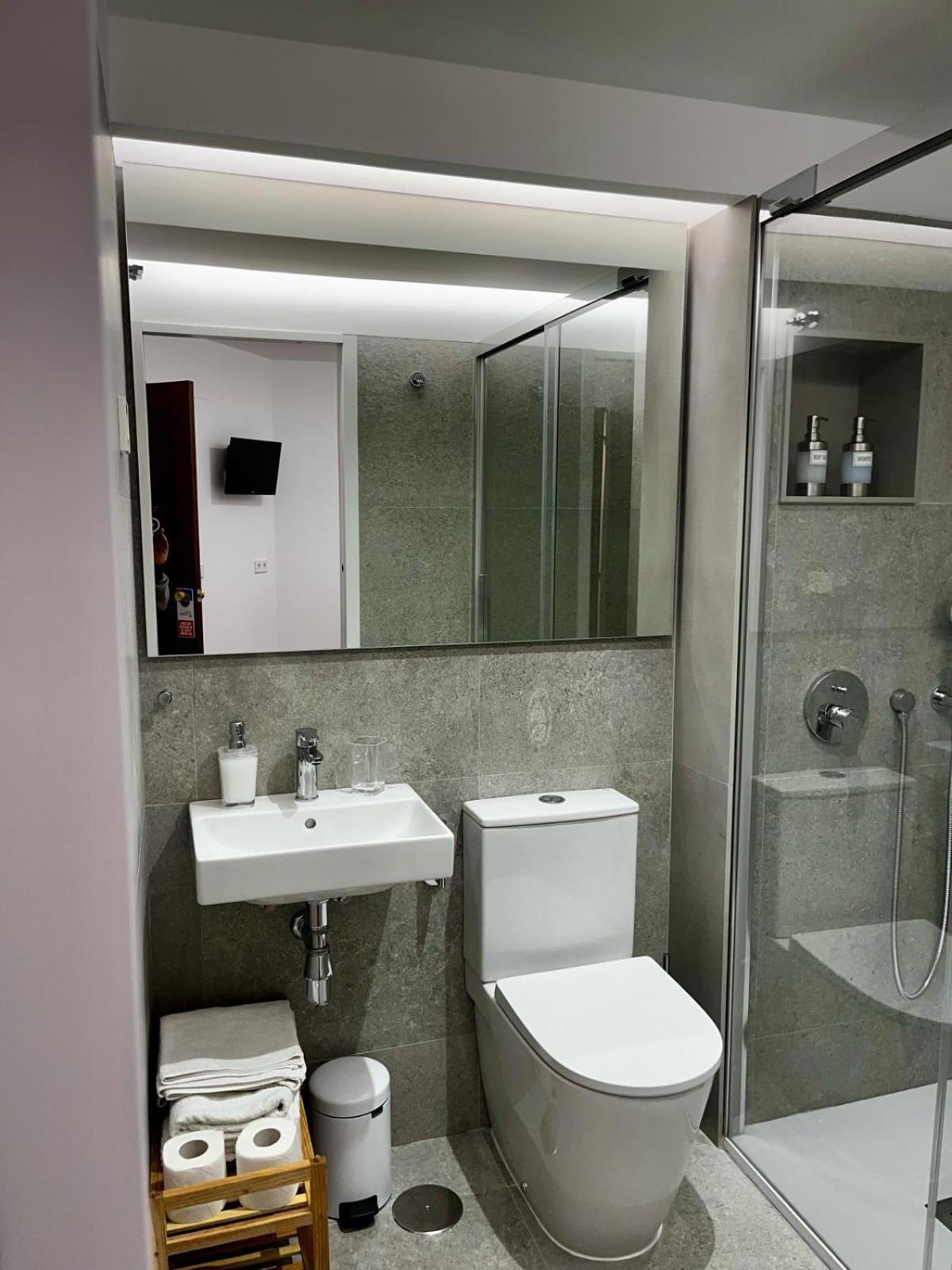 Hostal Charo II Santiago de Compostela Eksteriør billede