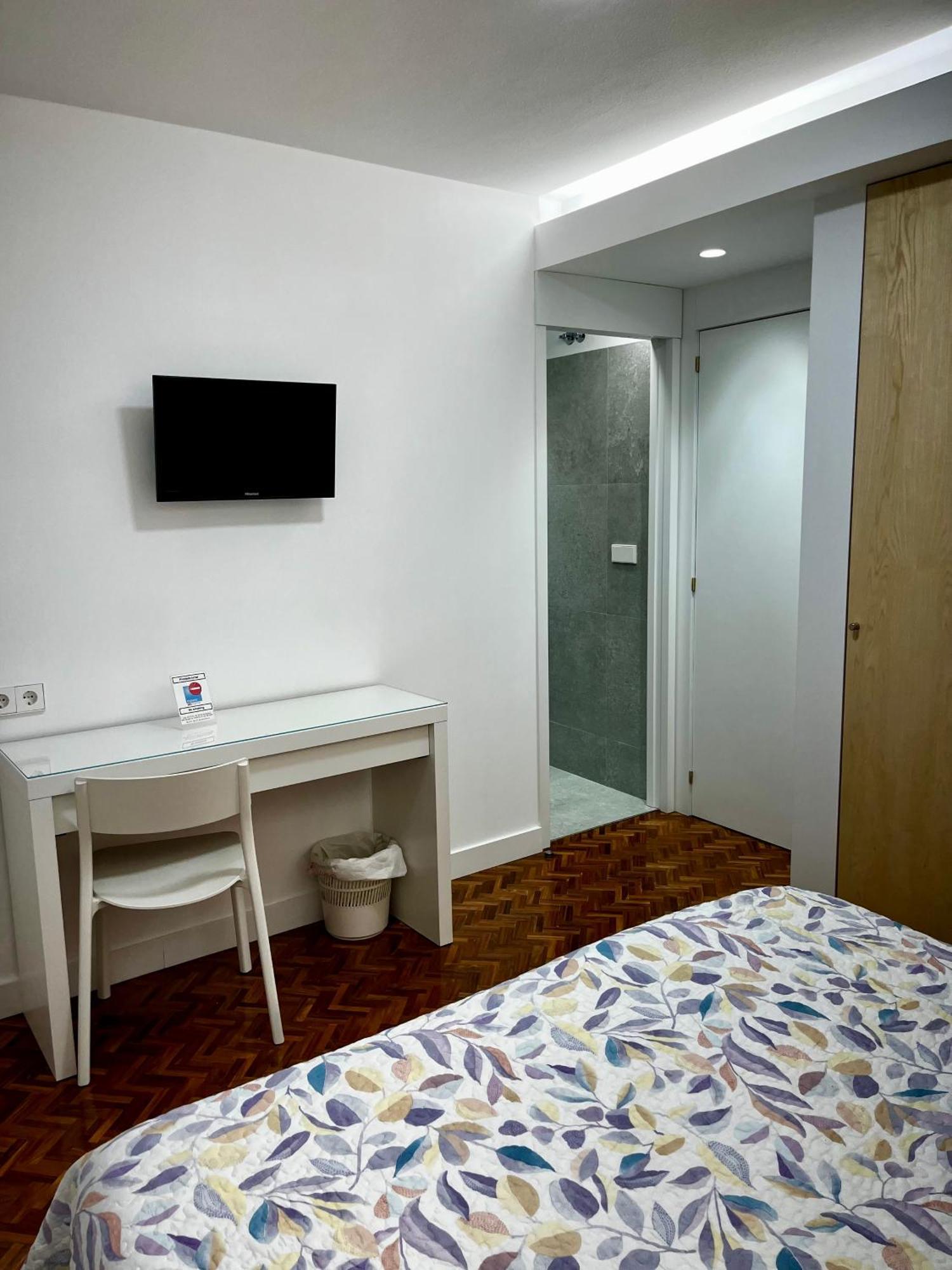 Hostal Charo II Santiago de Compostela Eksteriør billede