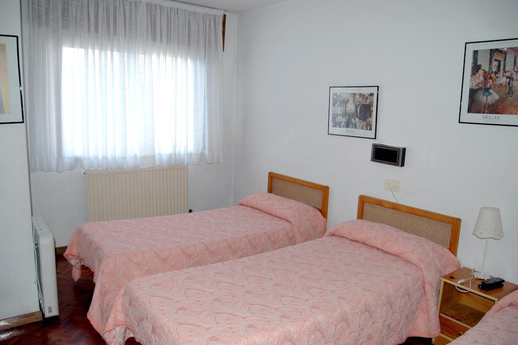 Hostal Charo II Santiago de Compostela Værelse billede